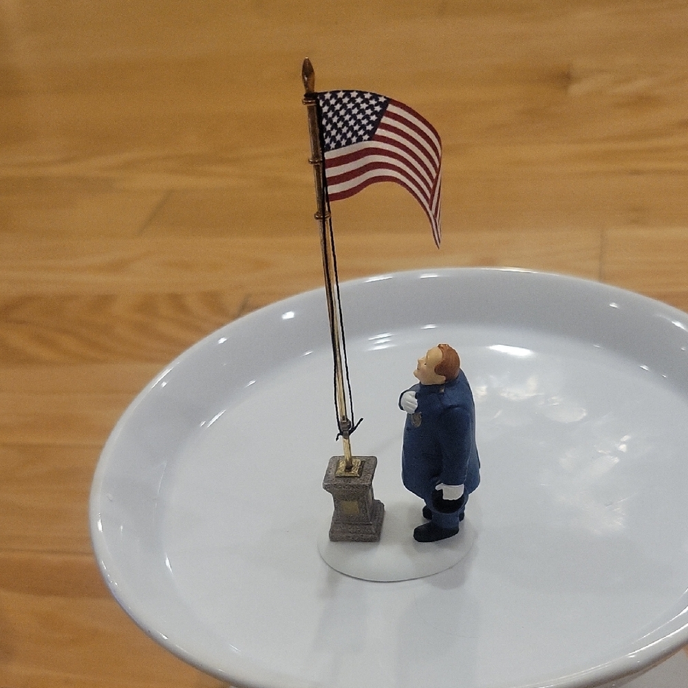 Department 56 Vintage Raising The Flag In The City
